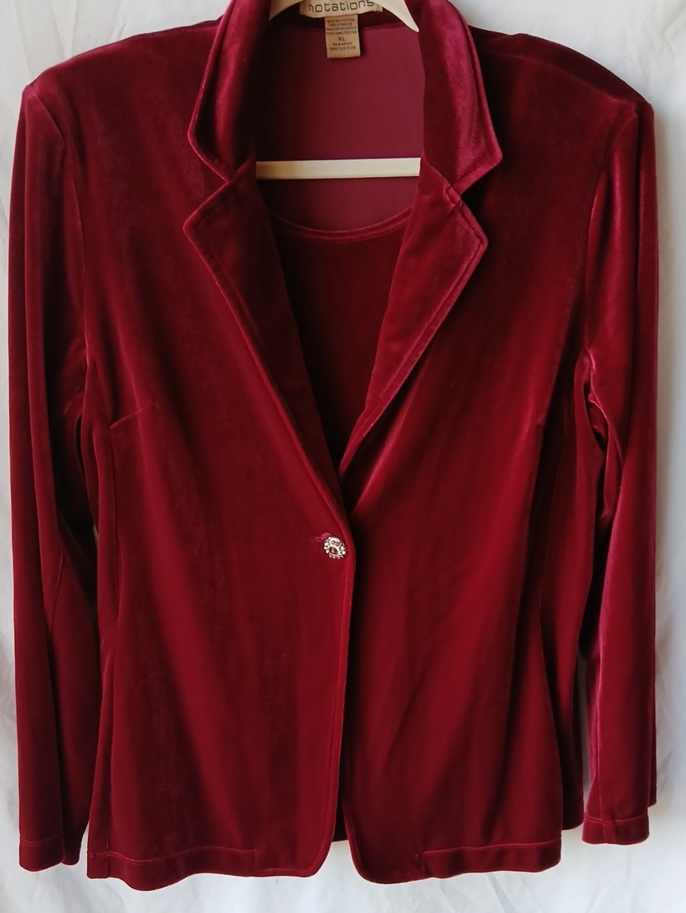 Notations Velvet Blazer Jacket in Rich Wine